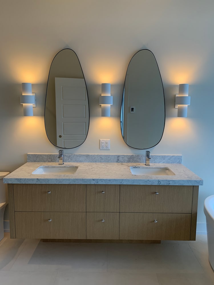 From concept to completion, Dan Robinson Construction offers comprehensive home renovation solutions in Simcoe County, Toronto, Muskoka, and Innisfil, ensuring quality and satisfaction. 